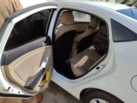 Al Sharafeyah, Vehicles, Cars & Trucks , SAR 25000,  Hyundai Accent 2017,  2016,  Automatic,  260000 KM,   &ndash;  &ndash; No Accidents &ndash; Jeddah