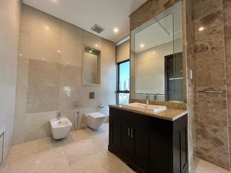 Manama, Apartments/Houses, BHD 2750/month,  Furnished,  5 BR,  Luxury Sea View Apartment For  Rent In Reef Island | 5 En-Suite Bedrooms