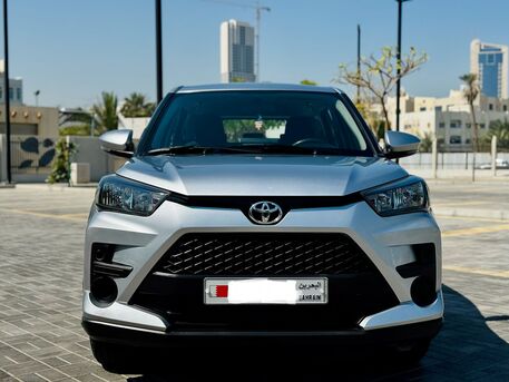 Zinj, Vehicles, Cars & Trucks , BHD 4500,  TOYOTA RAIZE,  2023,  Automatic,  48000 KM,  ZERO ACCIDENT