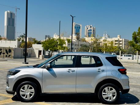 Zinj, Vehicles, Cars & Trucks , BHD 4500,  TOYOTA RAIZE,  2023,  Automatic,  48000 KM,  ZERO ACCIDENT