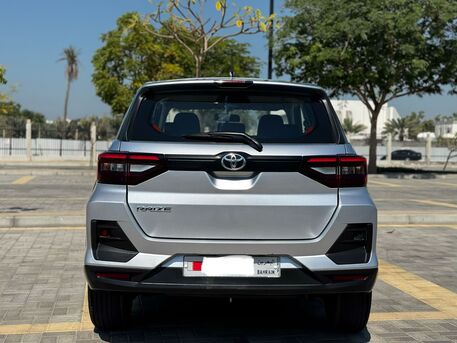 Zinj, Vehicles, Cars & Trucks , BHD 4500,  TOYOTA RAIZE,  2023,  Automatic,  48000 KM,  ZERO ACCIDENT