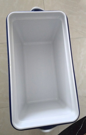 Juffair, Household Items, BHD 1,  Glasses, Cutlery And Cooler Box For Sale