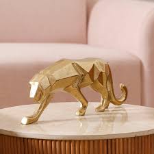 Mumbai, Household Items, Elegant Metal Decorative Items For Modern And Luxurious Home Styling