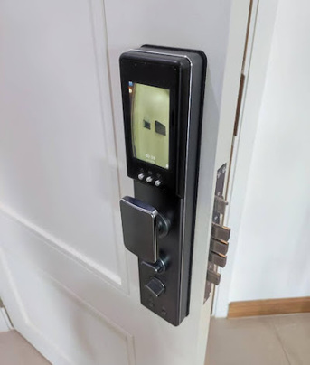 London, Business, Lockout Mobile