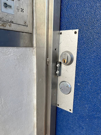 London, Business, Lockout Mobile