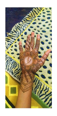 Al Iskan, Free Items, Mehendi/Henna Design