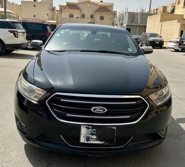 Riyadh, Vehicles, Cars & Trucks , SAR 35000,  Ford Taurus,  2014,  Automatic,  291331 KM,   Limited &ndash; Excellent Condition | Family Driven | Ready To Go