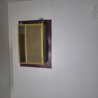 Al-Muzahmiya, Air Conditioners, SAR 6000,  2 Air Condition