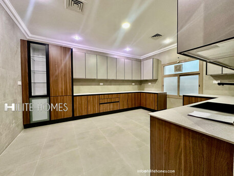 Kuwait City, Apartments/Houses, KWD 1200/month,  5 BR,  Renovated Floor For Rent In Shuhada