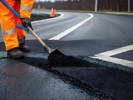 Miami, Construction, Expert Driveway Seal Coating In Miami, FL For Homes And Businesses