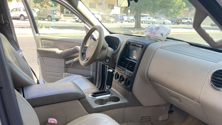 Al Rehab, Vehicles, Cars & Trucks , SAR 14000,  Ford Explorer,  2006,  Automatic,  300000 KM,   For Sale