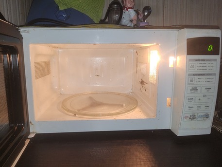 Jubail, Appliances, SAR 100,  LG Microoven 800W