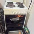 SAR 250,  Electric Oven With 4 Cooking Burners 2 Trays For Grill And Pizza Pan