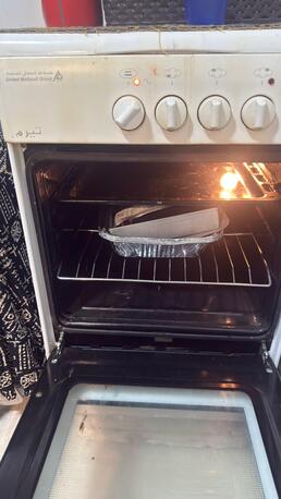Jubail, Appliances, SAR 250,  Electric Oven With 4 Cooking Burners 2 Trays For Grill And Pizza Pan
