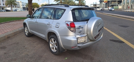 Madinah, Vehicles, Cars & Trucks , SAR 19500,  Toyota RAV4,  2007,  Automatic,  297000 KM,  Toyota Rav 4  Full Option 4?4 4 Cylinder