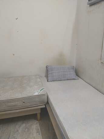 Al Malaz, Bedspace For Rent, SAR 1200/month,  144 Sq. Meter,  Bedspace | Sri Lankan Bachelor ONLY | In Front Of Ceylon Restaurant | Al Malaz