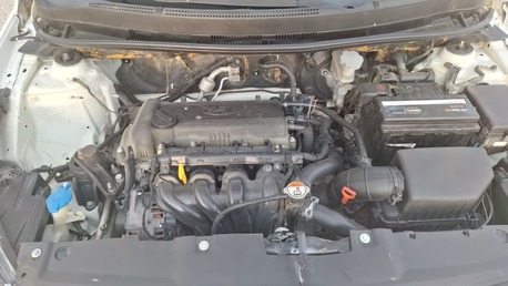 Riyadh, Vehicles, Cars & Trucks , SAR 17000,  2014,  2014,  Automatic,  245000 KM,  Hyundai Accent , White Color,  Transmission For Sale