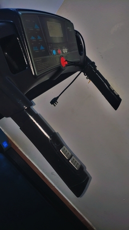 Al Malaz, Electronics, SAR 500,  Treadmill