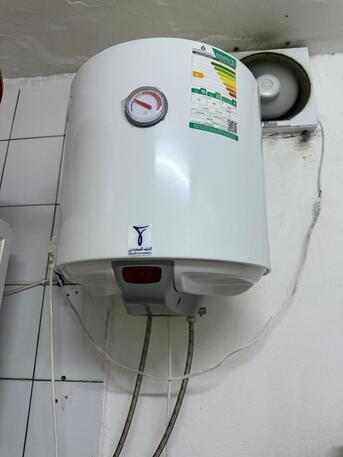 Al Malaz, Furniture, SAR 1700,  Household Items (Sofa, Heater,Single Cot, Pooja Unit And Split Ac Unit