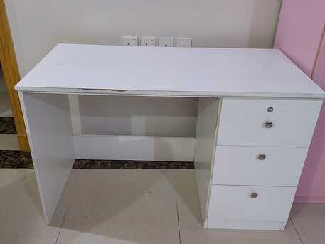 Riyadh, Furniture, SAR 2000,  Single Bed/Dressing Table/Wardrobe/Bookshelf/ Computer Table