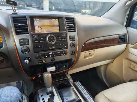 Dammam, Vehicles, Cars & Trucks , SAR 28000,  NIssan Armada,  2010,  Automatic,  384555 KM,  Distress Sale Nisssan ARMADA LE (LUXURY EDITION)
