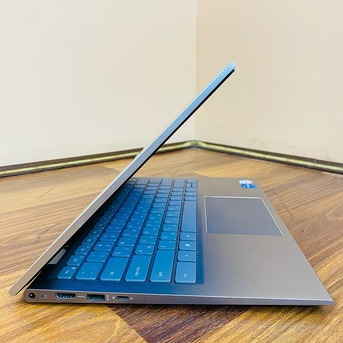 Manama, Computers, BHD 195,  DELL 12th Generation Core I7 2 In 1 Touch Laptop+Tablet 14"Touch 360*Flip 16GB RAM + 512GB