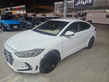 Riyadh, Vehicles, Cars & Trucks , SAR 25000,  Hyundai Elantra,  2016,  Automatic,  422104 KM,