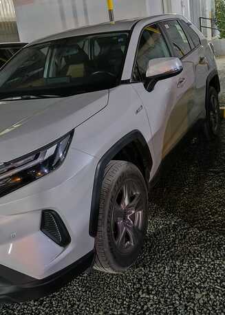 Jeddah, Vehicle Lease Transfer, SAR 10000,  RAV 4 Hybrid 4x4 Need Lease Transfer 2024 Nov. Purchased