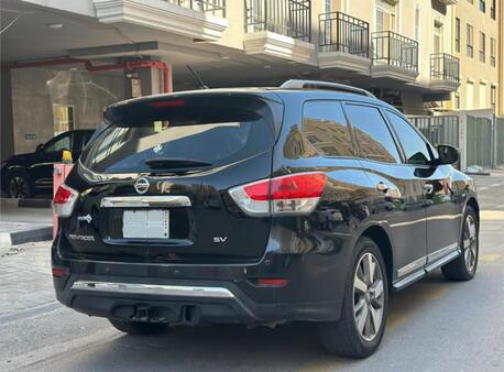 Khobar, Vehicles, Cars & Trucks , SAR 31500,  Nissan Pathfinder,  2014,  Automatic,  298000 KM,  WELL MAINTAINED FAMILY USE CAR  BETTER THAN FORTUNER RELAX LESS PRICE