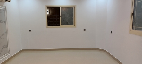 Riyadh, Job Seekers, Wall Painter