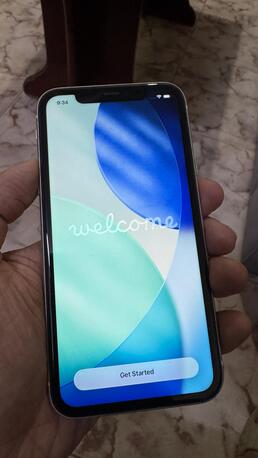 Manfuha Al-Jadidah, Mobile Phones, SAR 700,  IPhone 11, 128 GB, White Color, Excellent Condition, Battery, 74% Never Repaired Or Opened