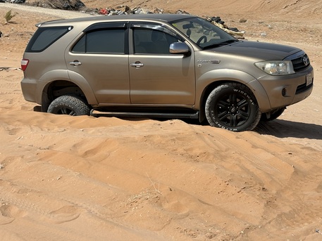 Riyadh, Vehicles, Cars & Trucks , SAR 30000,  Toyota Fortuner,  2011,  Automatic,  264 KM,  Rush For Sale