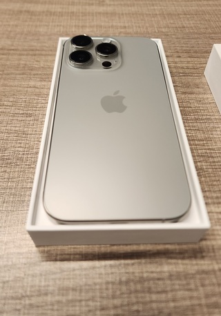 Hara, Mobile Phones, SAR 3400,  ( Urgent ) Iphone 16 Pro 256GB 10/10 (Natural Titanium)