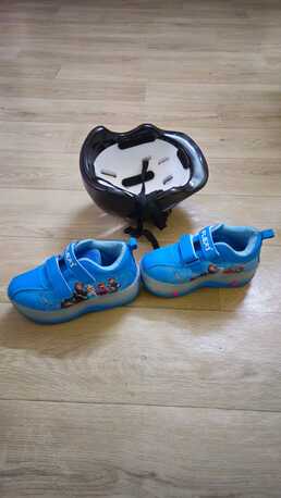 Jeddah, Baby & Kid Stuff, SAR 70,  SKATING SHOES WITH HELMET