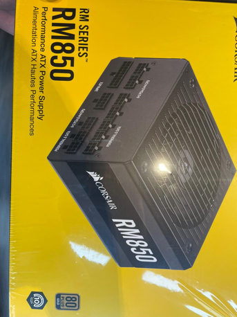 Al Naseem, Computers, SAR 7000,  High End Gaming PC With Streaming Equipment