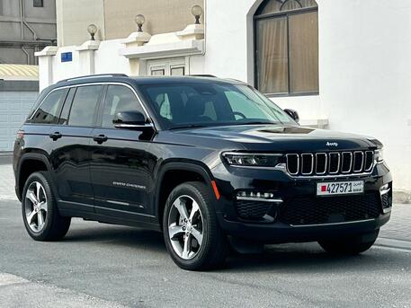 East Riffa, Vehicles, Cars & Trucks , BHD 15800,  Jeep Grand Cherokee Limited,  2023,  Automatic,  48000 KM,   MODEL  FOR SALE