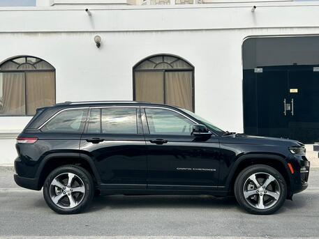 East Riffa, Vehicles, Cars & Trucks , BHD 15800,  Jeep Grand Cherokee Limited,  2023,  Automatic,  48000 KM,   MODEL  FOR SALE