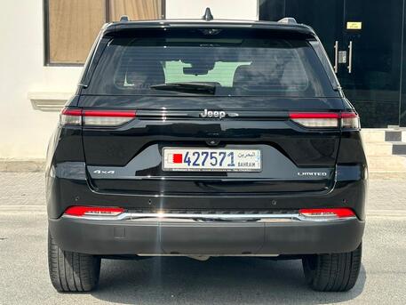 East Riffa, Vehicles, Cars & Trucks , BHD 15800,  Jeep Grand Cherokee Limited,  2023,  Automatic,  48000 KM,   MODEL  FOR SALE