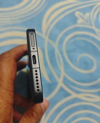 Dammam, Mobile Phones, SAR 2100,  Xiaomi 15 512gb Used 10 Month