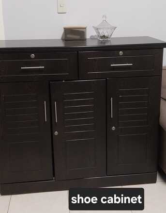 Dammam, Furniture, Various Items Such As Shoe Rack,  Cupboard, Sofa,dining Table, Bed, Cot, Bookshelf