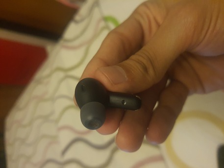 Lahore, Computers, PKR 8000,  JBL Wave Beam 2 But No Left Earbud Lahore Pakistan Bahriya Town Safari Mall Trefailger