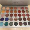 SAR 200,  Eyeshadow Palette
