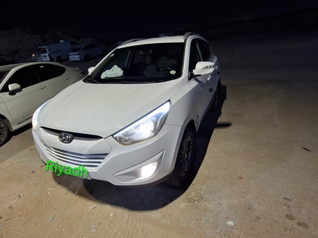 Riyadh, Vehicles, Cars & Trucks , SAR 32,  Hyundai Tucson,  2014,  Automatic,  290 KM,