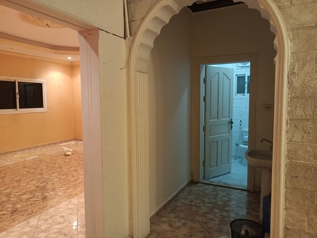 Al Safa, Rooms for Rent, SAR 1200/month,  Single Room With Saperate Washroom For Family Or Couple