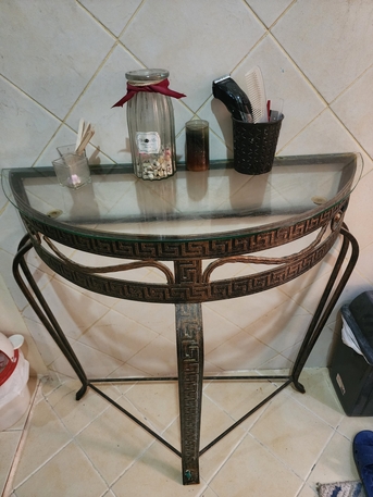 Hasa-Hofuf, Household Items, SAR 1000,  Wardrobes Cabinet Aquarium