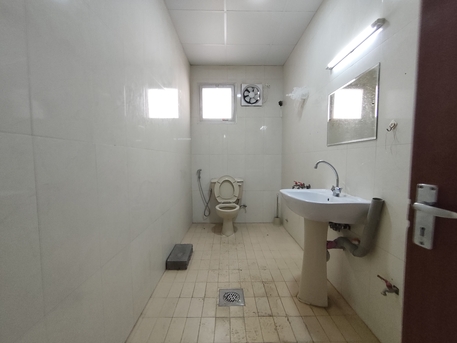 Mahooz, Apartments/Houses, BHD 180/year,  2 BR,  Mahooz:- Groundfloor 2Bhk Unfurnished Flat On Rent