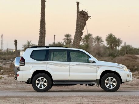 Hamad Town, Vehicles, Cars & Trucks , BHD 4950,  TOYOTA PRADO,  2008,  Automatic,  290000 KM,    FULL OPTION MODEL  WITH SINGLE OWNER AND WELL-MAINTAINED 4X4 CAR
