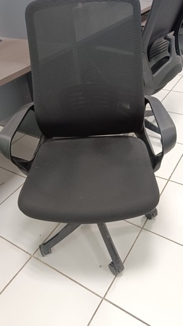 Al Malaz, Furniture, SAR 15000,  Brand New Office Furniture For Sale Only 6 Months Used Computer Tables ,chairs 0549136679