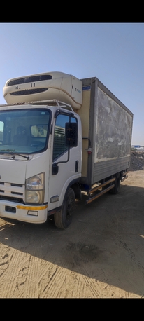 Jeddah, Vehicles, Cars & Trucks , SAR 20,  Izuzu,  2015,  300000 KM,  Good Condition Thallaja Box For Sale Except Vehicle Contact No : 0556646592