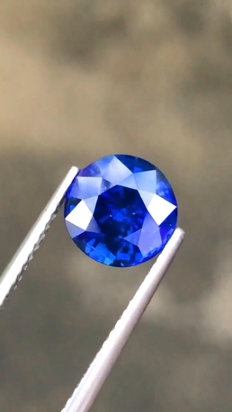 Paris, Jewelry, Dol 1,  Beautiful Neutral Sapphire